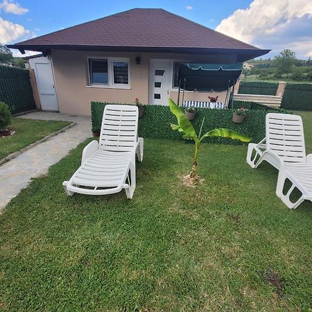 Apartmani Apolon Vrdnik Bagian luar foto