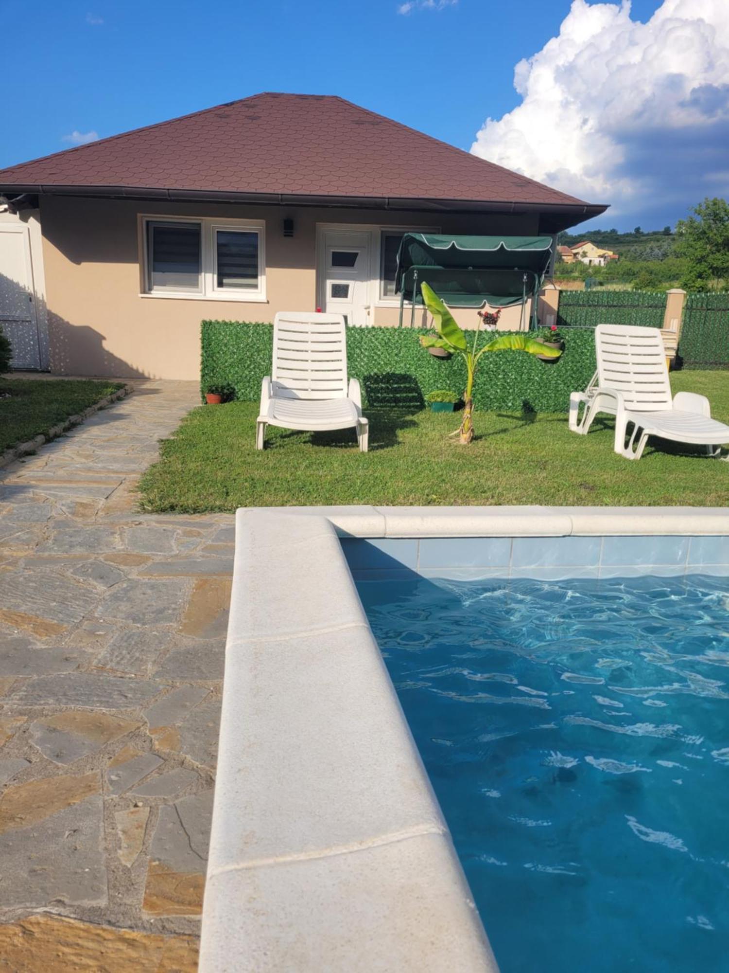Apartmani Apolon Vrdnik Bagian luar foto