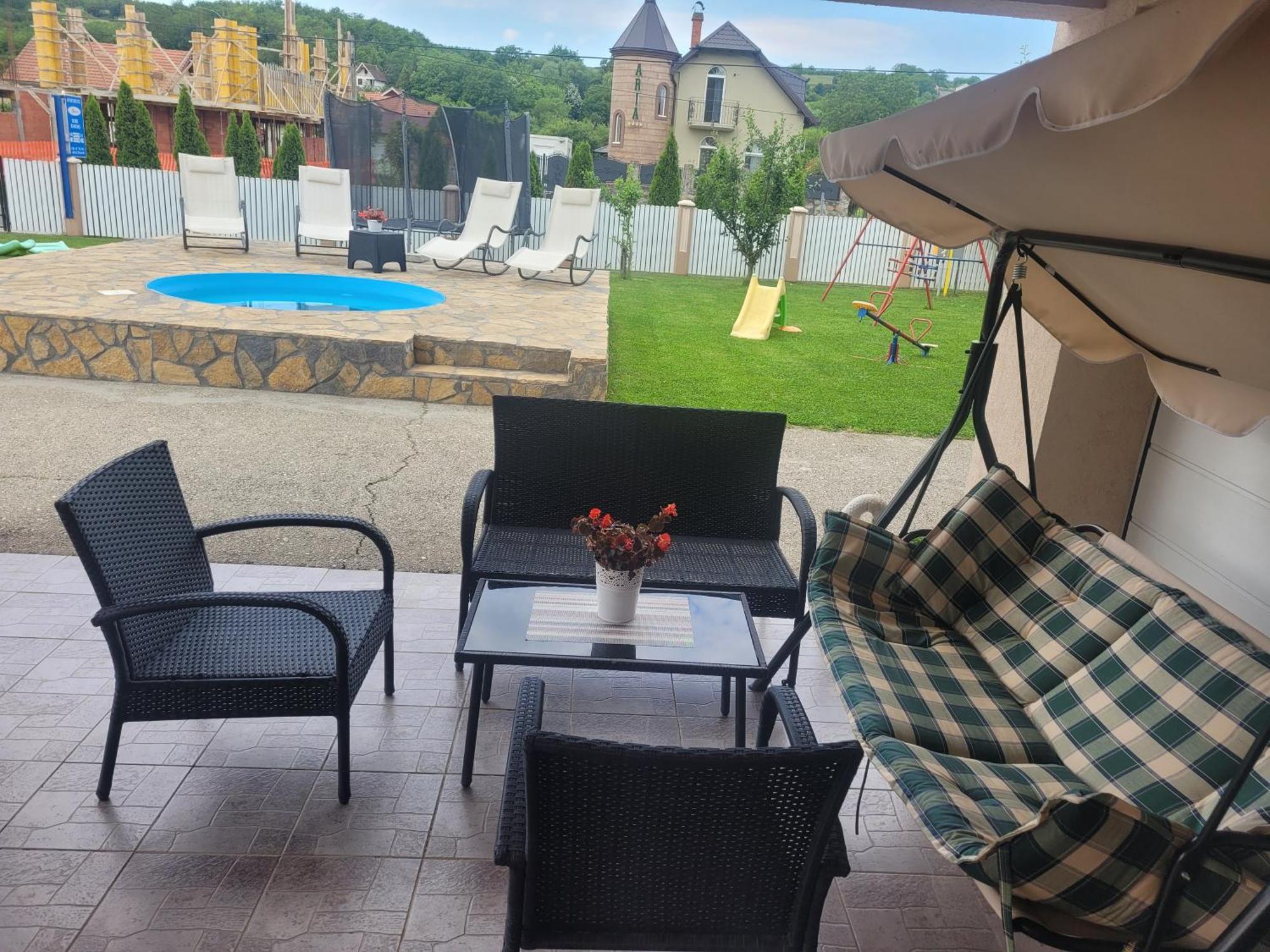 Apartmani Apolon Vrdnik Bagian luar foto